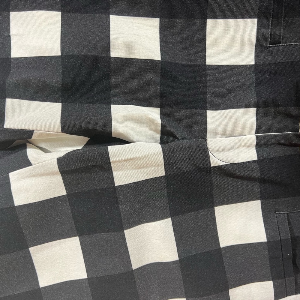 Banana Republic Chic Black and White Checkered Pants - Picture 2 of 10